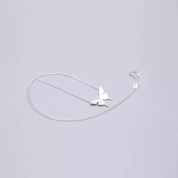 Beautiful 925 sterling silver butterfly necklace! - Picture 3 of 6